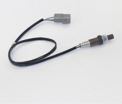 GR-07722FL Left Front Oxygen Sensor 1588A081 149100-6600 for Mitsubishi Jinjie 3.0 6 cylinders 6B31 CW6